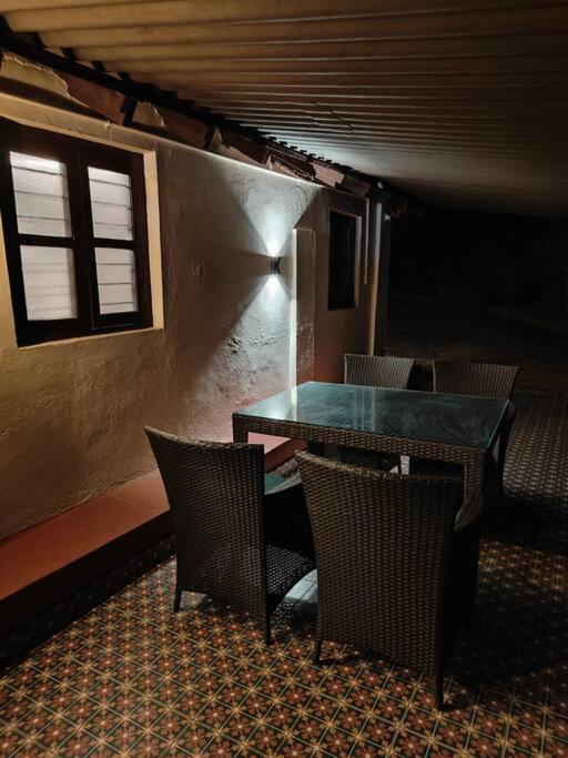 A Quaint Cottage With Rajah'S Seat View. Madikeri Bagian luar foto
